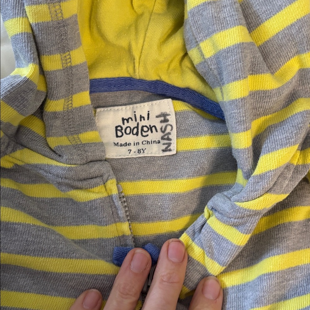 Mini Boden bundle! Hoodie zip-up, pull on pants and swim bottom. All size 7/8 - Picture 2 of 9
